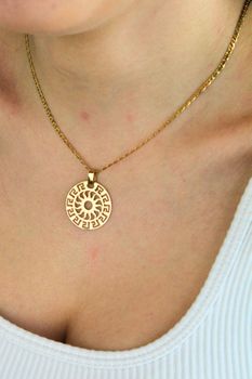 Złota zawieszka grecki wzór 585  Okrągły wisiorek damski (1).jpg